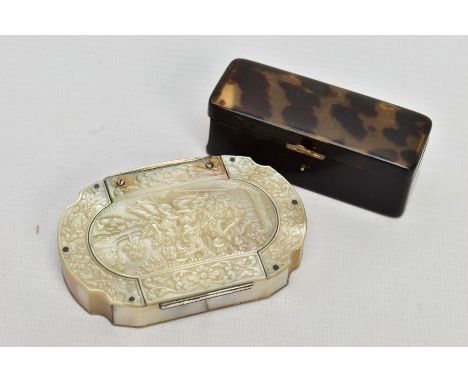 TWO GEORGIAN SNUFF BOXES (both AF), to include a mother of pearl snuff box the lid carved to depict a scene, approximate leng