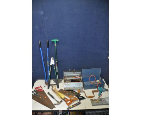 A SELECTION OF TOOLS to include a Black and Decker D500 electric drill( PAT pass and working), saws, a vintage hand drill, ha