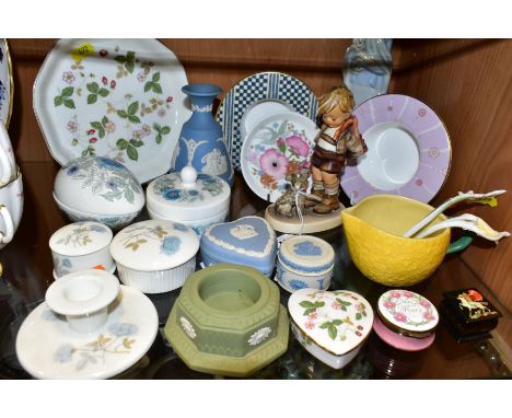 A GROUP OF LATE 20TH CENTURY CERAMICS, including a Hummel figure 'Not For You', no. 317, four pieces of Wedgwood jasperware, 