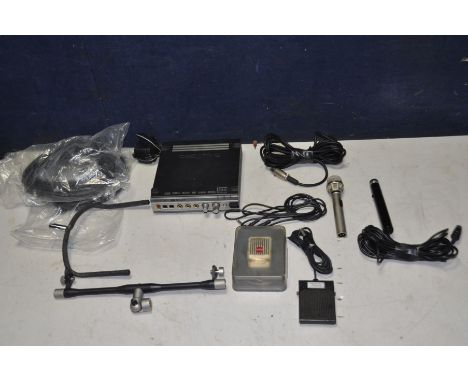 A CREATIVE SOUND BLASTER S80290 AUDIGY 2ZS (no power cable UNTESTED), an ALTAI EM-103L electret condenser mic, AKG D190-ES mi
