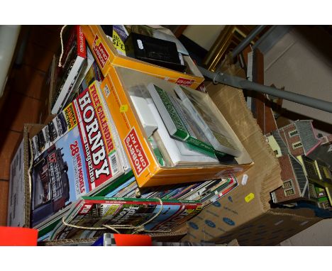 A QUANTITY OF CONSTRUCTED OO/HO GAUGE LINESIDE BUILDINGS, quantity of model railway and Hobbies magazines etc