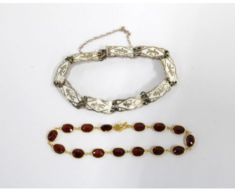 Garnet bracelet, stamped 750 and a Siam Sterling and enamel bralet (2)