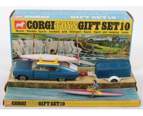 Corgi Toys Gift Set 10 Marlin Rambler Sports Fastback with Kayak, metallic blue/white Marlin Rambler and camping trailer, cas