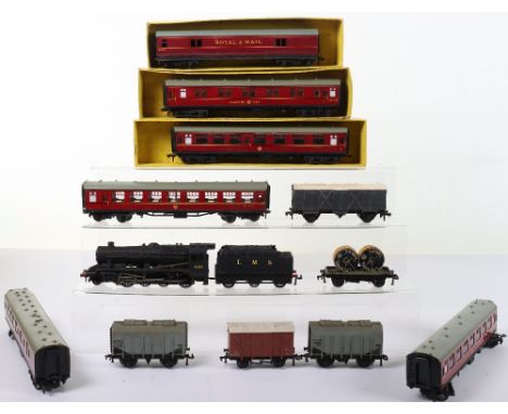 Hornby Dublo locomotives, rolling sock and coaches, 2203 0-6-0 Tank engine, fair to good condition box fair to good one inner