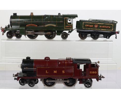 Hornby Series 0 gauge ‘Caerphilly Castle’ and 4-4-2 locomotives, clockwork 4-4-2 ‘Caerphilly Castle’ locomotive and Great Wes