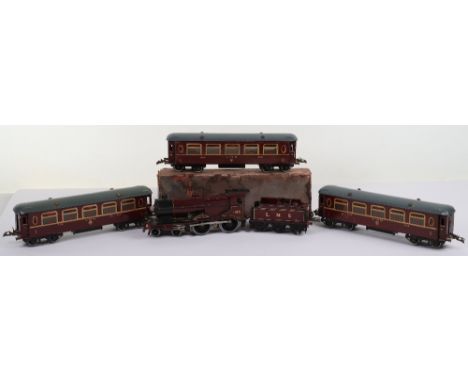 Hornby Series 0 gauge E220 LMS Compound locomotive 1185 and LMS coaches, 4-4-0 engine and six-wheel LMS tender finished in ma