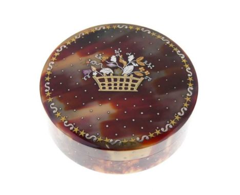 Late 18th or early 19th Century French blonde tortoiseshell and piquework snuff box, of circular form, the push-on cover deco