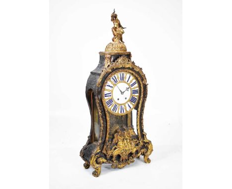 Early 18th Century and later French boulle bracket clock and bracket, in the manner of Balthazar of Paris, the 19th Century 2