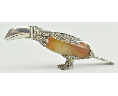 A 20th century toucan with silver and agate, 925 silver mark.