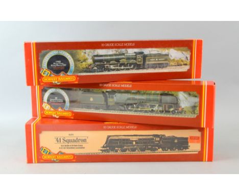 Hornby Railways OO Gauge scale-models, R.349, R.262, R.074, all boxed (3)