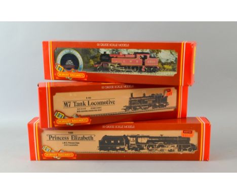 Hornby Railways OO Gauge scale-models, R.832, R.055, R.103, all boxed (3)