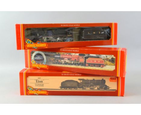 Hornby Railways OO Gauge scale-models, R.858, R.311, R.817, all boxed (3)