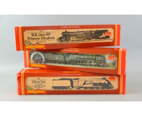 Hornby Railways OO Gauge scale-models, R.009, R.262, R.080, all boxed (3)