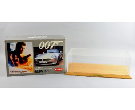 James Bond - Kyosho Die cast BMW Z8 Scale 1:12, boxed with display case.   