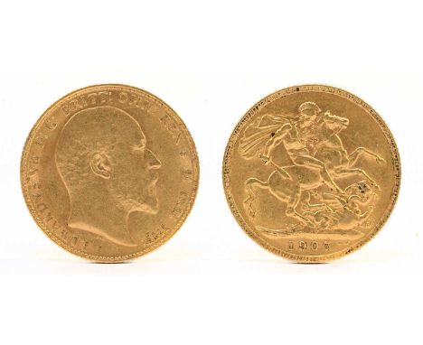 An Edward VII full sovereign, 1907. Condition Report: Light wear, but good condition. 