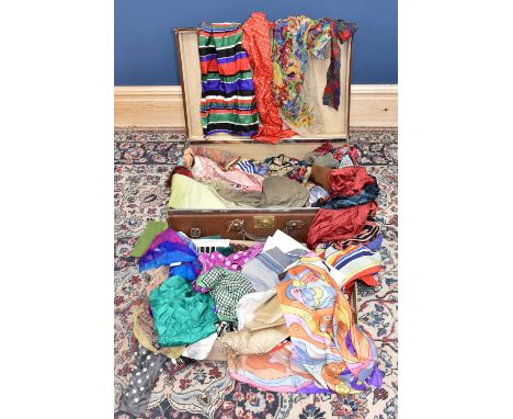 One hundred and ten 1940s and 1950s vintage 100% silk scarves to include Lladro, Quantas Airlines, Battle of Britain and beig