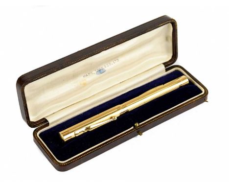 SWAN, MABIE, TODD &amp; CO; a 15ct gold fountain pen, with engine turned decoration in original leather case (2).Condition Re