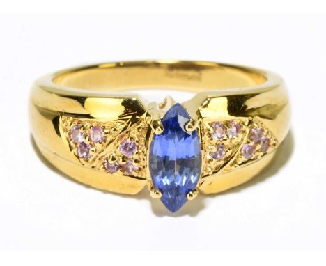 An 18ct yellow gold sapphire dress ring, size M 1/2, approx. 6.6g. 