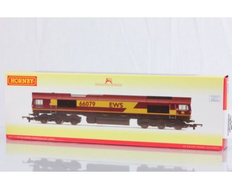 Boxed Hornby OO gauge R3487 EWS Co-Co Class 66 James Nightall GC 66079 DCC Ready engine