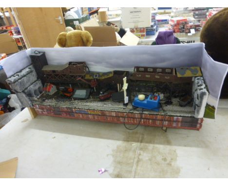 Model railway - OO gauge track & Industrial mining scenery with electrics featuring rolling stock & trackside accessories, 10