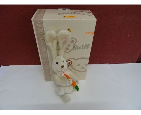 Boxed Steiff Classic 00793 Rabbit 26 white with outer box