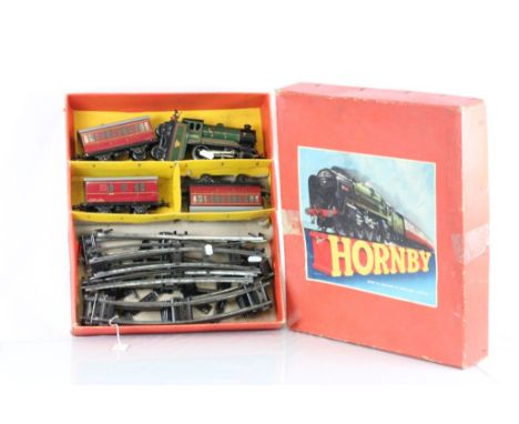 Boxed Hornby O gauge Passenger Train Set No 51 with 50153 engine in BR green livery