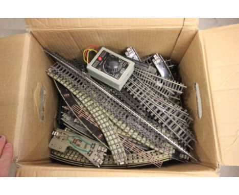 Quantity of Triang rail track bends, straights, cross overs, Hornby Dublo track and H&M Controller 