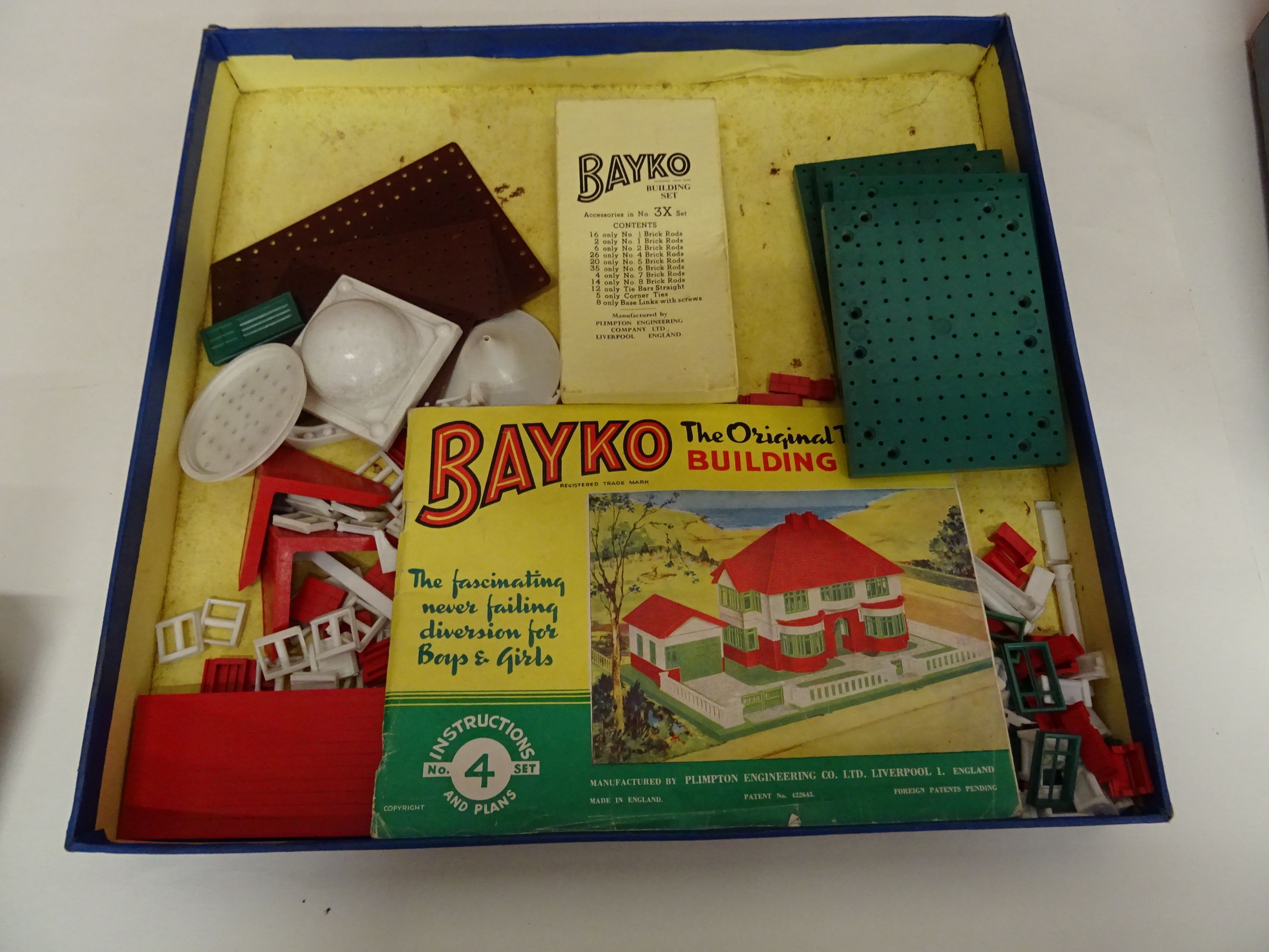 Two boxed Bayko Building Sets to include Building Set 3 and Converting