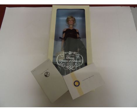 Boxed ltd edn Franklin Mint Diana Princess of Glamour portrait doll, complete and with outer box