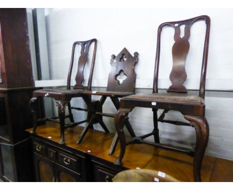 VICTORIAN OAK HALL CHAIR WITH PANEL SEAT (A.F.) AND A PAIR OF MAHOGANY QUEEN ANNE STYLE DINING CHAIRS (3)