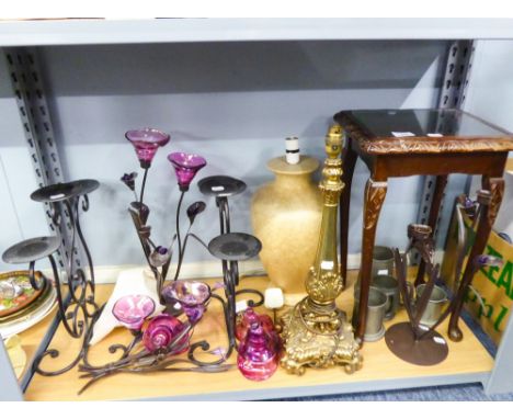 FOUR PEWTER TANKARDS, SINGLE TABLE, BRASS TABLE LAMP BASE, A PORCELAIN BALUSTER EXAMPLE WITH CREAM SPONGED DECORATION, PAIR O