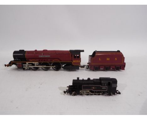 Hornby - 2 x boxed and unboxed Hornby N gauge and OO gauge locomotives - Lot includes a boxed Hornby Minitrix N.205 #41234 lo