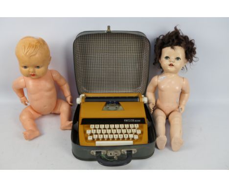 Vintage B3520 Kader dolls - Petite International Deluxe Typewriter. A selection of 2 Vintage Kader Dolls appearing in playwor