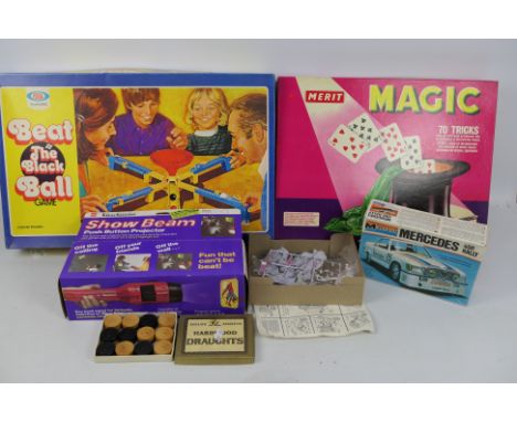 Ideal - Merit - Gaf - Beat the black ball - Magic. A selection of 5 boxed items (The Monogram box only contains used sprues) 