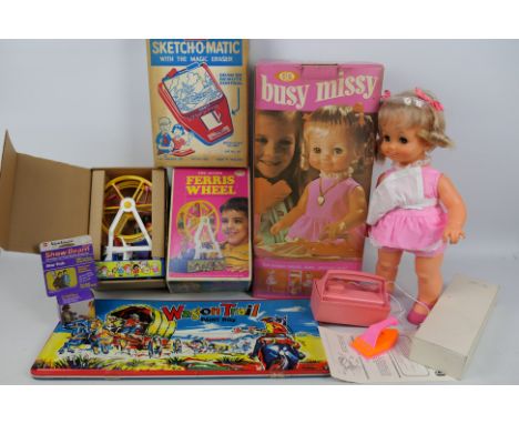 Sketch o matic - Action Ferris Wheel - Busy Missy - Wagon Trail Paint Box - Show Beam Cartridge. A selection of 5 boxed items