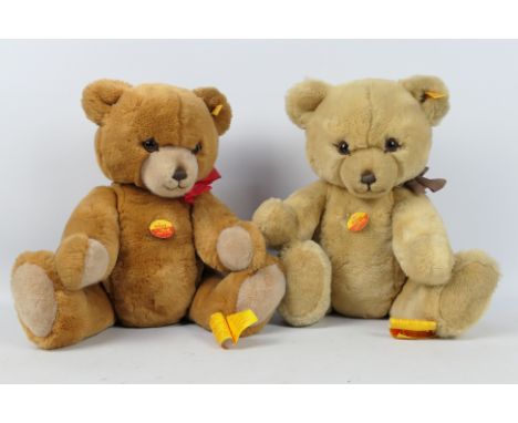 Steiff - 2 x jointed Petsy Bears which stand approximately 43 cm tall, a light tan bear # 012327 and a brown bear # 012129. B