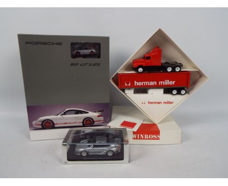 Spark - Realtoy - Winross - 3 x boxed models, a Porsche Gemballa Avalanche GTR 650 in 1:43 scale, a radio controlled Porsche 