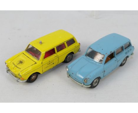 Politoys - Marklin - 2 x unboxed Volkswagen models in 1:43 scale, a Politoys Export 1600 Familcar # 542 and a Marklin 1600L V