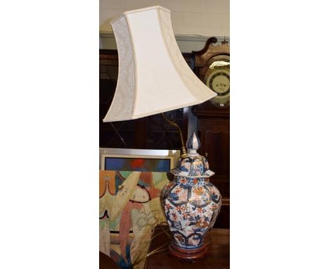 An early 19th century Imari vase and cover, now converted to an electric table lamp