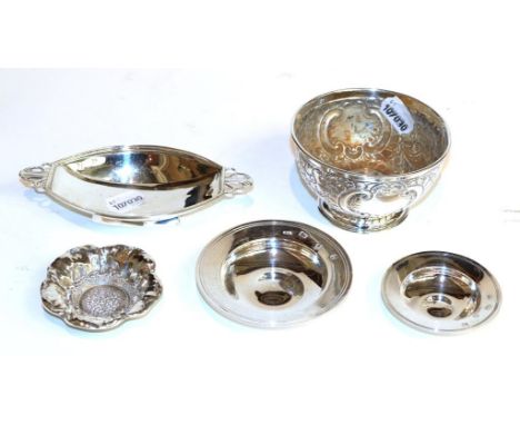 A quantity of silver, comprising: two armada dishes, one by Richard Comyns, London, 1960, 8cm diameter and one by Reid and So