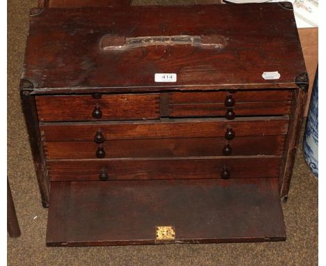 An oak tool box 