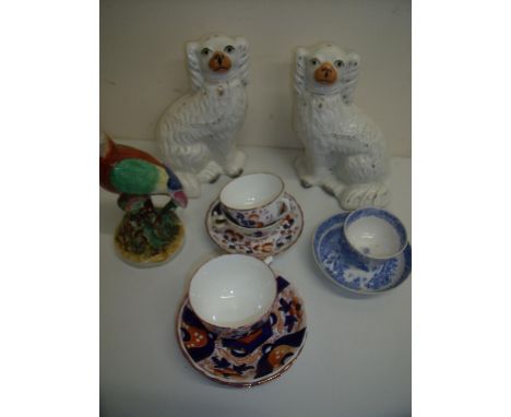 Early 19th C blue &amp; white tea bowl and saucer, various Victorian lusterware cups &amp; saucers, pair of Staffordshire spa