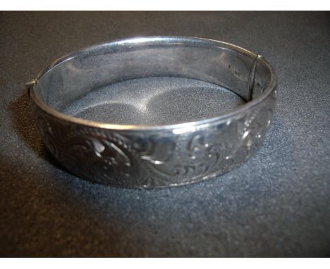 Birmingham silver hallmarked engraved bangle type bracelet 