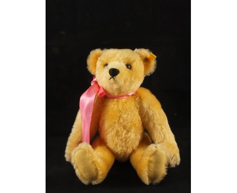 A Steiff yellow mohair replica 1909 bear 0165138