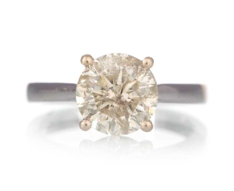 DIAMOND SOLITAIRE RING, set with a round brilliant cut diamond of approximately 2.34 carats, in eighteen carat white gold, si