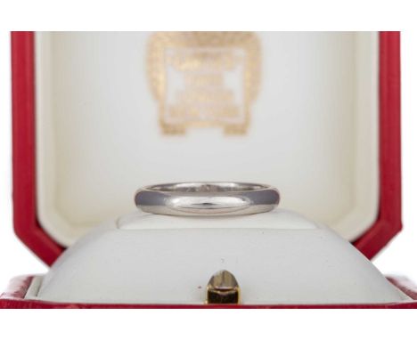 CARTIER PLATINUM WEDDING BAND, in platinum, size R 1/2Qty: 7.5g