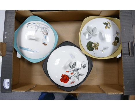 A collection of Midwinter pottery to include three Fashion Shaped Tureens 