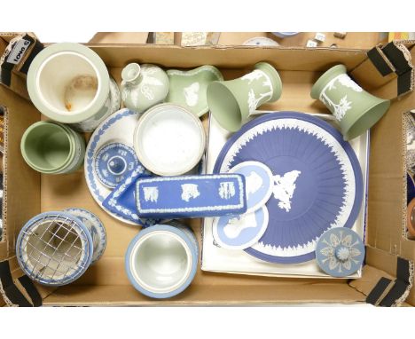 A mixed collection of Wedgwood items to include: large dark Blue Cabinet plate, Sage green vases, light Blue plalnters etc 