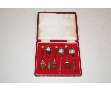 A cased set of six silver teaspoons 