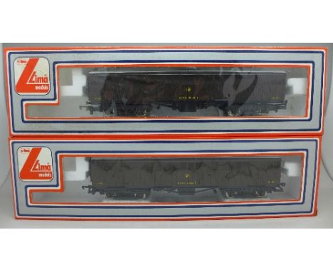 Two Lima OO scale 30/5351/W railway wagons, boxed